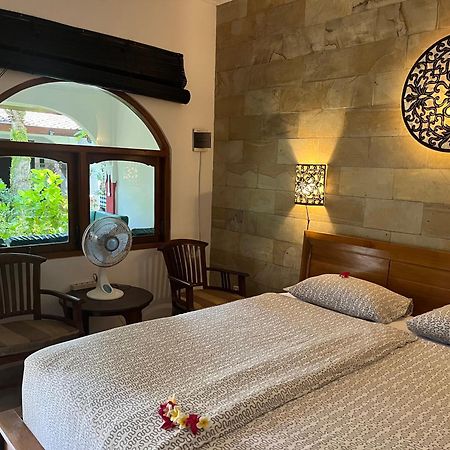 Catra Homestay Beach Apartments تْشانديداسا المظهر الخارجي الصورة