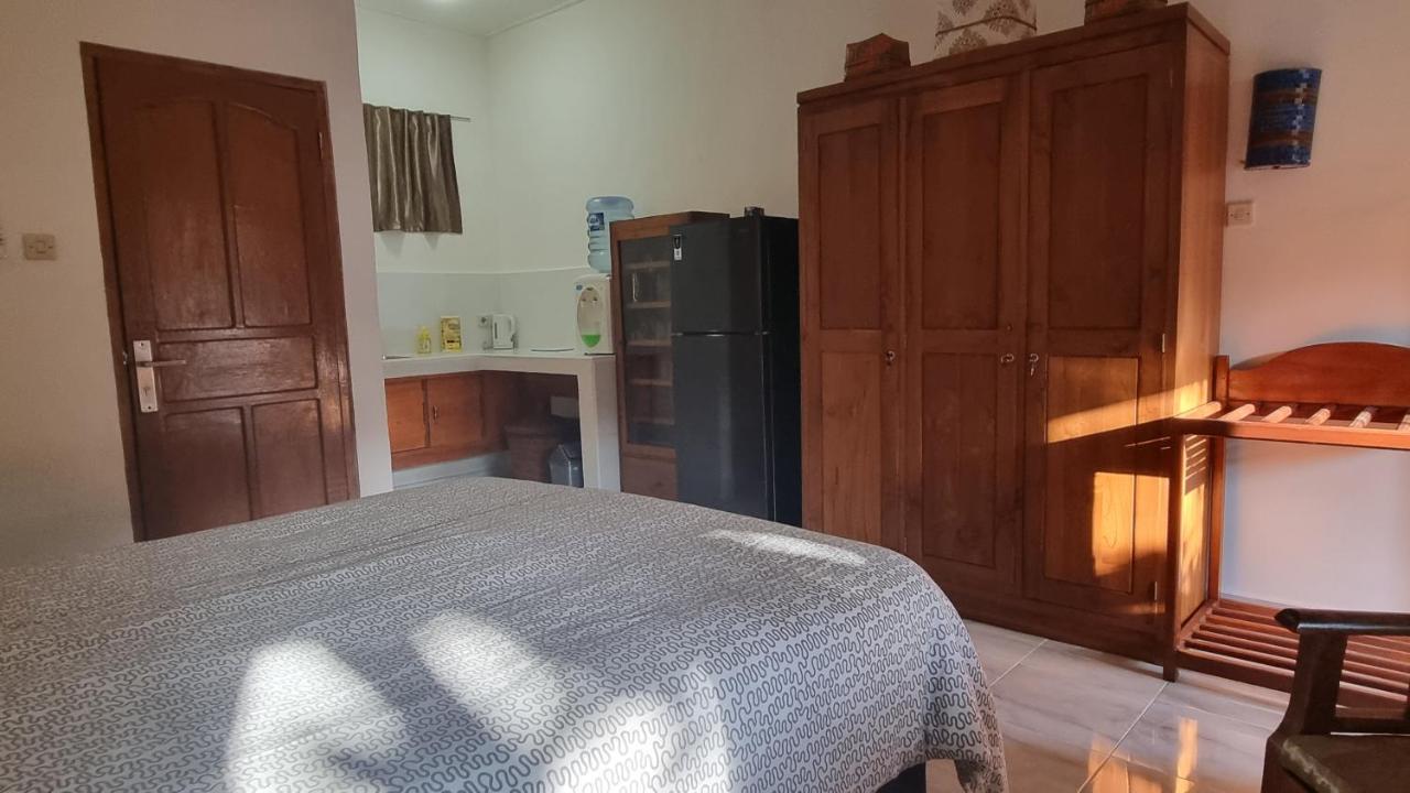 Catra Homestay Beach Apartments تْشانديداسا المظهر الخارجي الصورة